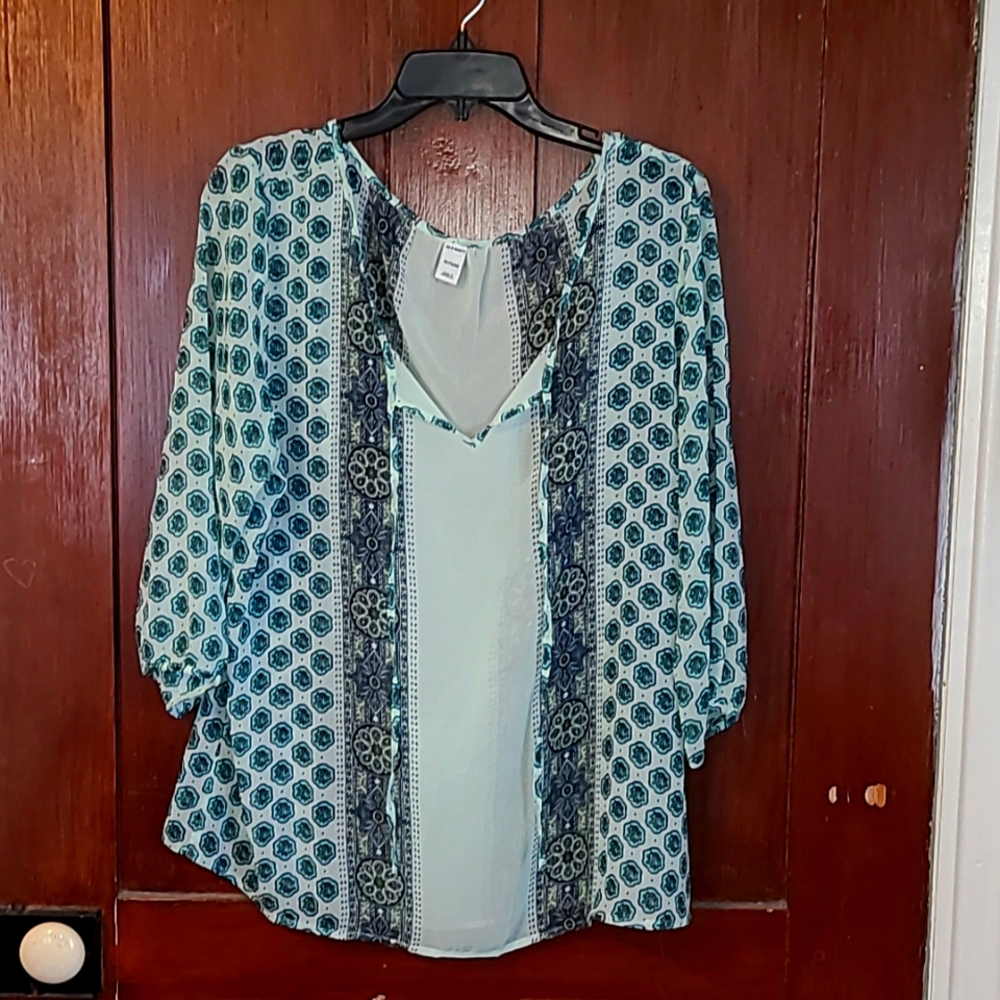 NWT Old Navy sheer top size XL